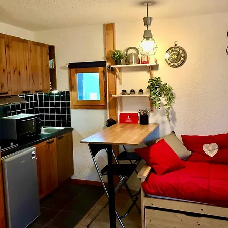 Apartment Bel Cosy Pied Des Pistes Avec Local La Plagne